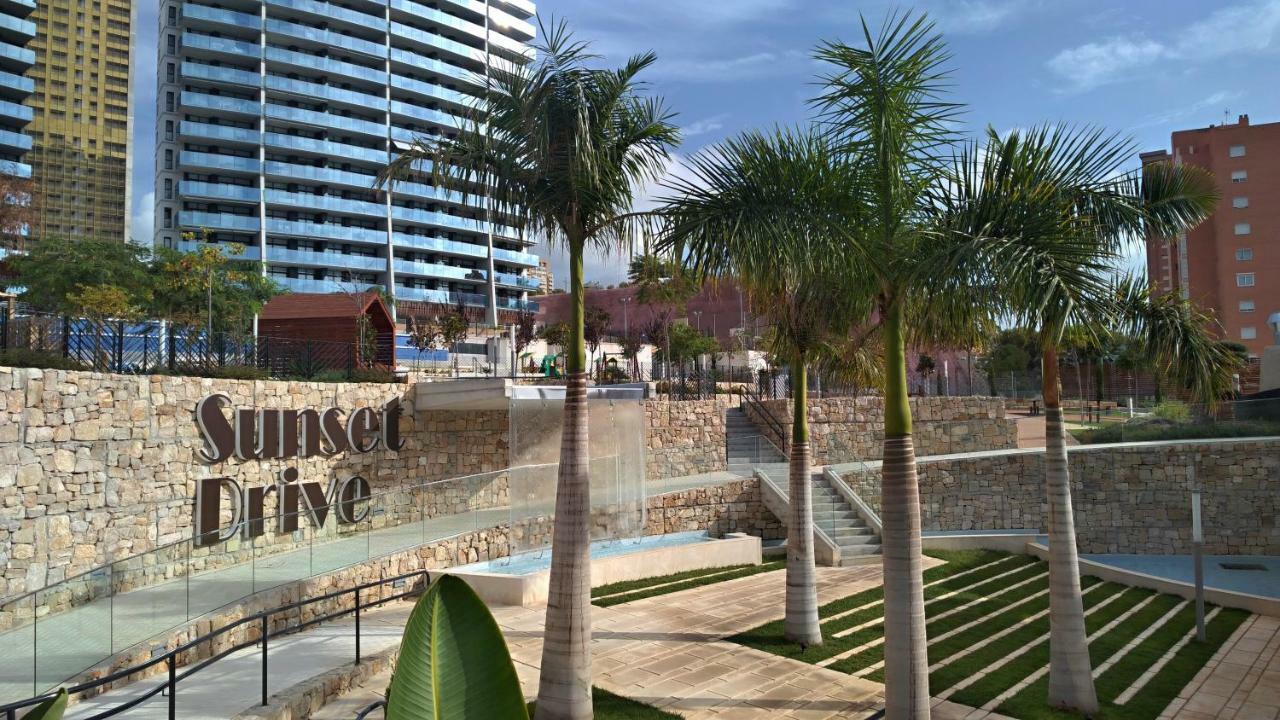 Sunset Drive Paradise - Бенидорм Екстериор снимка